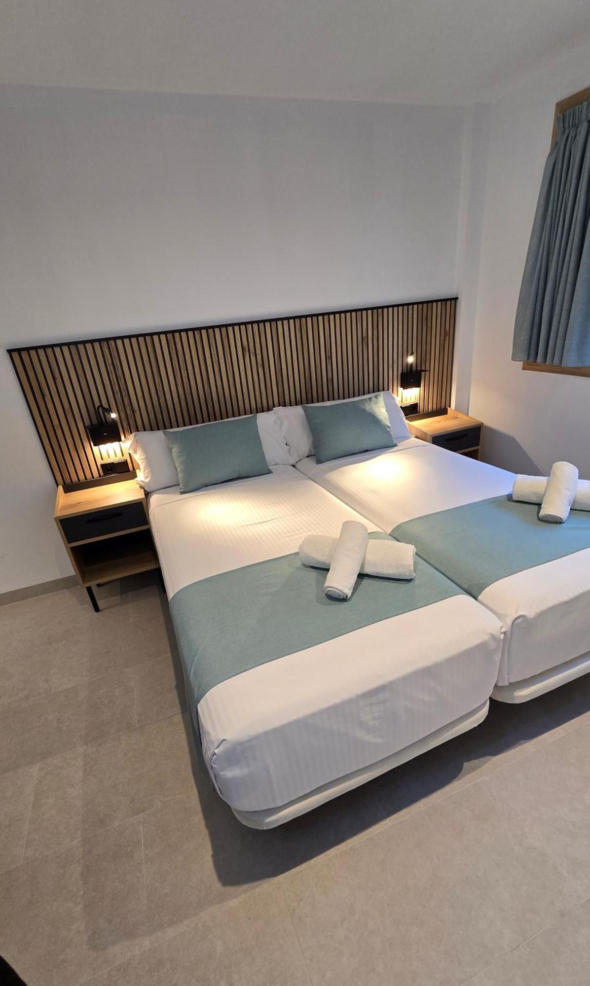 Hostal Rambla 24 By Holihome 알리칸테 외부 사진
