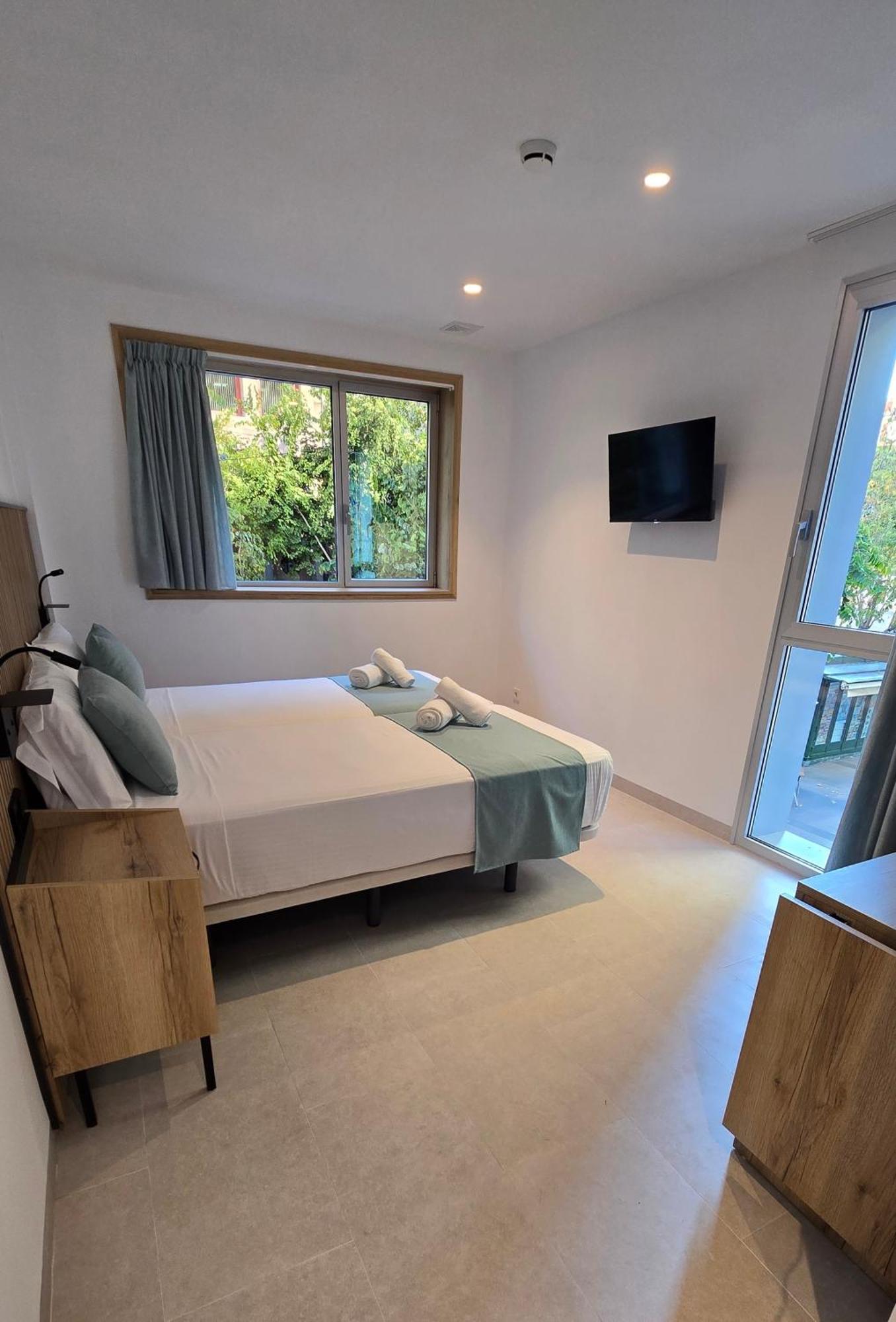 Hostal Rambla 24 By Holihome 알리칸테 외부 사진